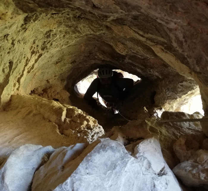 tunel que forma parte del recorrido de la vía ferrata